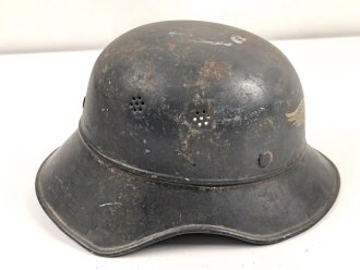 Stahlhelm Luftschutz, in allen Teilen originales Stück, ungereinigt