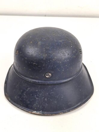 Stahlhelm Luftschutz, in allen Teilen originales Stück, ungereinigt