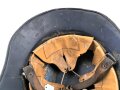 Stahlhelm Luftschutz, in allen Teilen originales Stück, ungereinigt