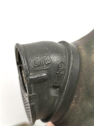 Gasmaske Wehrmacht datiert 1943. Guter Zustand, Maskenkörper weich