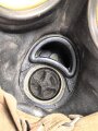 Gasmaske Wehrmacht datiert 1943. Guter Zustand, Maskenkörper weich