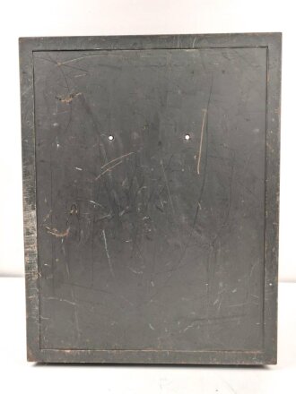 Transportkasten zum Fu.30 ( Funkpeiler) Richtgerät . Originallack, mit nummerngleichem  Gehäusedeckel. die Inneneinteilung ergänzt ?