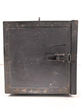 Satz Richtgerät für Funkpeiler Fu.30a. . Originallack,  Hersteller Ertl München. Nicht Vollständig, mit zugehörigem Gehäusedeckel
