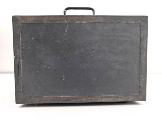 Satz Richtgerät für Funkpeiler Fu.30a. . Originallack,  Hersteller Ertl München. Nicht Vollständig, mit zugehörigem Gehäusedeckel
