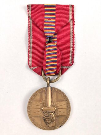 Rumänien,  Medaille zur Erinnerung an den Kreuzzug gegen den Kommunismus, am Band, im Etui