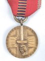Rumänien Medaille zur Erinnerung an den Kreuzzug gegen den Kommunismus, am Band