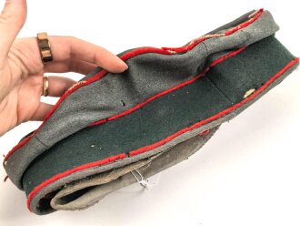 Heer, Schirmmütze alter Art für einen Offizier der Artillerie. Kopfgrösse 57