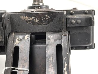 Gurtfüller für Maschinengewehr 50 Schuss Gurt Wehrmacht. Hersteller cnx. Meiner Meinung nach ein guter Wasserfund. beweglich