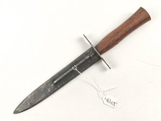 Frankreich 2.Weltkrieg Kampfmesser, Hersteller " S.G.C.C" Unter deutscher Besatzung Hergestellt und so an Deutsche Soldaten unter anderem in Norwegen ausgegeben. Guter Gesamtzustand
