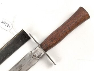 Frankreich 2.Weltkrieg Kampfmesser, Hersteller " S.G.C.C" Unter deutscher Besatzung Hergestellt und so an Deutsche Soldaten unter anderem in Norwegen ausgegeben. Guter Gesamtzustand