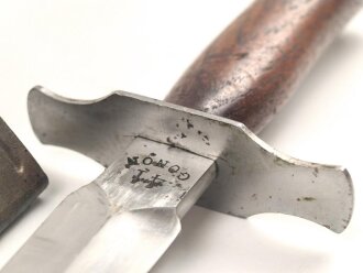 Frankreich 2.Weltkrieg Kampfmesser, Hersteller " GONON 41" Unter deutscher Besatzung Hergestellt und so an Deutsche Soldaten unter anderem in Norwegen ausgegeben. Guter Gesamtzustand