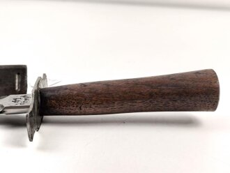 Frankreich 2.Weltkrieg Kampfmesser, Hersteller " GONON 41" Unter deutscher Besatzung Hergestellt und so an Deutsche Soldaten unter anderem in Norwegen ausgegeben. Guter Gesamtzustand