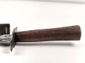 Frankreich 2.Weltkrieg Kampfmesser, Hersteller " GONON 41" Unter deutscher Besatzung Hergestellt und so an Deutsche Soldaten unter anderem in Norwegen ausgegeben. Guter Gesamtzustand