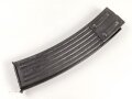 Magazin MP44 Wehrmacht, Hersteller gqm, eine "Lippe" abgeschnitten, somit hält keine Patrone mehr und die Eigenschaften als Magazin sind nicht mehr gegeben .  Frei Verkäuflich ab 18. Jahren