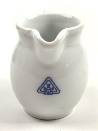 Kantinenporzellan Milchkännchen mit dem Logo der Firma Bünte & Remmler (BUR), Höhe 6cm, ohne Hersteller, gebraucht