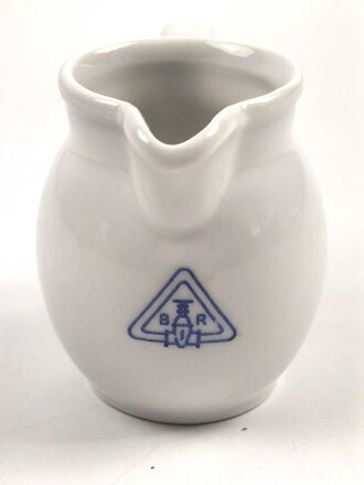 Kantinenporzellan Milchkännchen mit dem Logo der Firma Bünte & Remmler (BUR), Höhe 6cm, Hersteller Königszelt, gebraucht