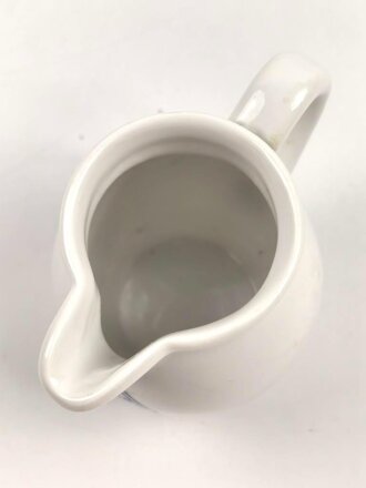 Kantinenporzellan Milchkännchen mit dem Logo der Firma Bünte & Remmler (BUR), Höhe 6cm, Hersteller Königszelt, gebraucht