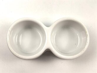 Luftwaffe, Kantinenporzellan Salz- und Pfeffer, datiert 1937, Hersteller Selb Bavaria Heinrich&Co, Breite 10,5cm, gebraucht
