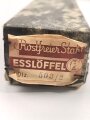 Kantinenlöffel  Modell des Amtes Schönheit der Arbeit, Hakenkreuz im Zahnrad, Edelstahl magnetisch, Gesamtlänge ca. 21 cm, Sie erhalten einen (1) Löffel aus der originalen Verpackung