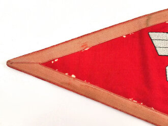 Kraftfahrzeugstander für ein Fahrzeug der Gauleitung der NSDAP. Alterspuren, Maße 23,5 x 32,5cm