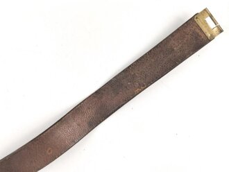 Eindornkoppel schwarzes Lackleder, Höhe 40mm, Gesamtlänge etwa 114cm, Messingschloss