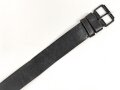 Eindornkoppel schwarzes Leder, Höhe 46mm, Gesamtlänge etwa 114cm, Eisenschliesse lackiert