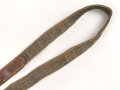 Leder/ Leinenriemen braun, Breite knapp über 3cm, Länge etwa 120cm, Alter und Herkunft unbekannt