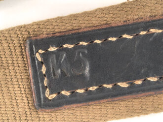 Leder/ Leinenriemen geschwärzt, Breite knapp 4cm, eiserne Beschläge Länge etwa 90cm, Alter und Herkunft unbekannt