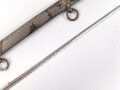 Kaiserreich, Klinge mit Scheide  für einen Säbel. Beidseitige Ätzung und Geschenkwidmung " ...zur freundlichen Erinnerung Juni 1896" zum Teil narbig , vermutlich neuzeitlich nachvernickelt. Klingenlänge 85cm. Dazu eine passgenaue Scheide