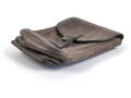 Magazintasche ? aus Leder. Messingbeschläge, Maße etwa 11 x 18 x 5cm, datiert 1937, Herkunft unbekannt