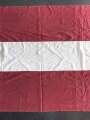 Österreich Fahne, mit hoher wahrscheinlichkeit aus den 1930iger Jahren, stammt aus einem alten Bestand mit vielen Hakenkreuzfahnen und Teilen davon. Maße 110 x 160cm