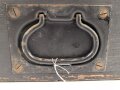 Fernschreibstationskasten Wehrmacht. Maße etwa 43 x 47 x 13cm. Originallack, mit Einsätzen, nicht gereinigtes Stück