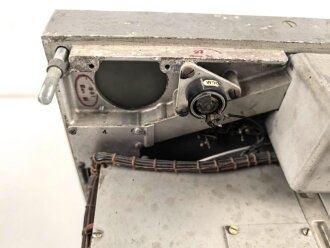 Funk Horch Empfänger Eb, Fu.H.Eb. datiert 1941. Seltenes Gerät, Originallack, Funktion nicht geprüft.