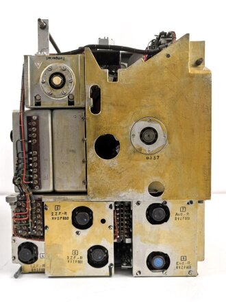Funk Horch Empfänger a, Fu.H.a. Gerät Nummer 337, datiert 1942. Originallack, Funktion nicht geprüft.