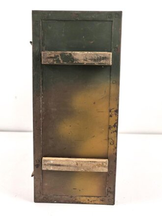 Transportkasten "Fu 2b ( Vorrat)" Originallack, ungereinigtes Stück, gehört ins KFZ72.