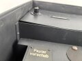 Morse Schreiber 5 Wehrmacht ( M.S. 5 ) Hersteller Rudolf Hell. Original lackiertes Gerät in sehr gutem Gesamtzustand, Funktion nicht geprüft. Nach dem Krieg weiterbenutzt
