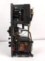 Gleichrichter a Wehrmacht datiert 1944. Gehäuse und Deckel überlackiert, Funktion nicht geprüft