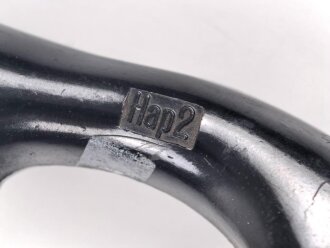 Handapparat Hap2, Hörer für Funkgeräte in vorderster Linie, kann benutzt werden ohne den Stahlhelm abzusetzen. Ungereinigtes Stück, ein Stecker fehlt, Funktion nicht geprüft