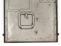 Gehäusedeckel zum Zubehörtornister für Tornisterfunkgerät b1 der Wehrmacht. Neuzeitlich überlackiert, nicht gereinigt