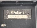 Kleinfunksprecher d " Dorette" . Gerät Nummer 1531 von 1944. Tiefdunkelblauer Originallack, wenig oder nicht benutztes Gerät. Variante ohne die Halterung für den Batteriekasten, so von einem Urgestein des Funksammelns als