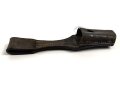 Kaiserreich und 1. Weltkrieg, Koppelschuh zum Seitengewehr Modell 98/05. Gebraucht, ohne erkennbare Stempelung, eine Niete ausgerissen, Naht etwas offen