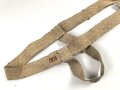 Wehrmacht, Webleinengestell mir unbekannt. Breite der Riemen etwa 4cm, Länge wie fotografiert etwa 70cm. Sie erhalten ein ( 1 ) ungetragenes Stück