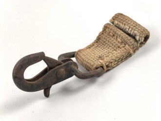 Metallhaken an Webriemen für Tragerahmen der Wehrmacht