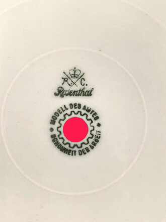Deutsche Arbeitsfront, Kantinenporzellan Suppenteller, Durchmesser etwa 23,5cm, Hersteller Rosenthal. Gebraucht