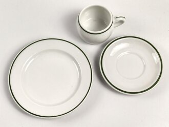 Deutsche Arbeitsfront, Kantinenporzellan Kaffeeservice 3-teilig, Durchmesser des Tellers etwa 20cm, Hersteller Rosenthal. Gebraucht