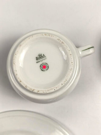Deutsche Arbeitsfront, Kantinenporzellan Kaffeeservice 3-teilig, Durchmesser des Tellers etwa 20cm, Hersteller Rosenthal. Gebraucht