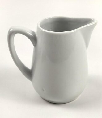Reichsarbeitsdienst, Kantinenporzellan Milchkännchen, Höhe 13cm, Hersteller W Bavaria 1942. Gebraucht