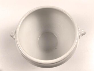 Heer, Kantinenporzellan große Terrine mit Löwenköpfen, Durchmesser etwa 24cm, Hersteller Rhenania Duisdorf . Gebraucht