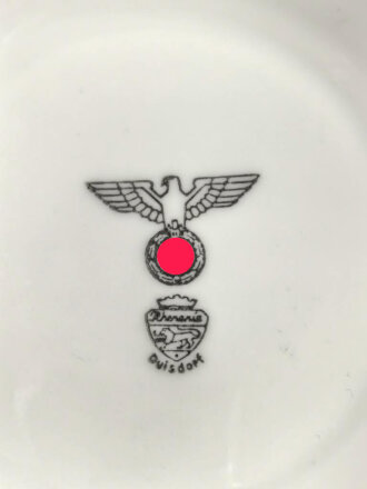 Heer, Kantinenporzellan große Terrine mit Löwenköpfen, Durchmesser etwa 24cm, Hersteller Rhenania Duisdorf . Gebraucht