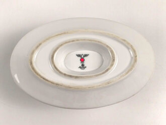 Heer, Kantinenporzellan Sauciere, Hersteller Königszelt 1937. Gesamtlänge 25cm, gebraucht